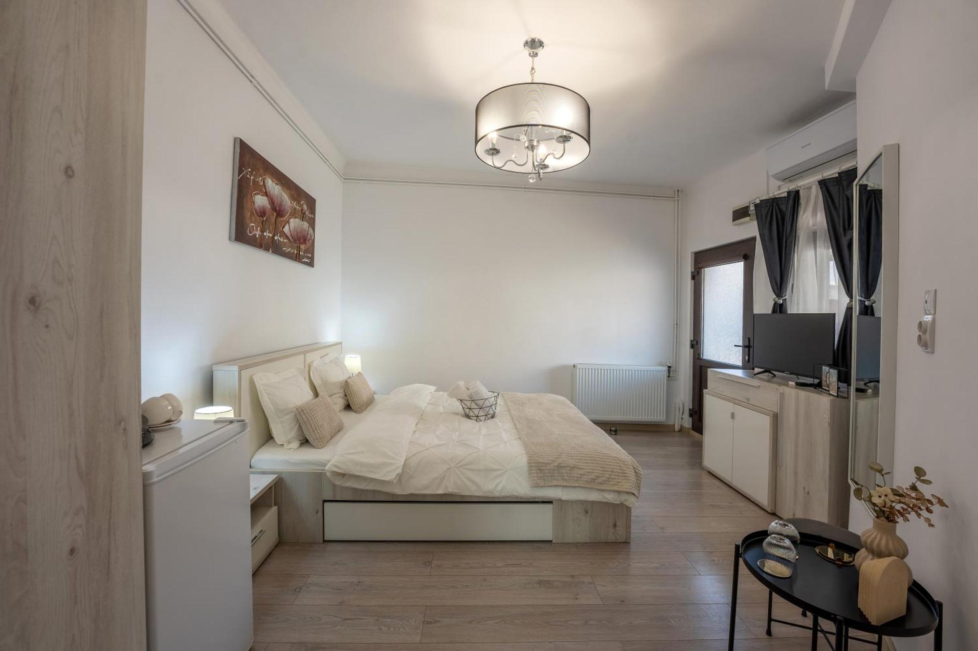 Central Amelie Accommodation Сигишоара Экстерьер фото