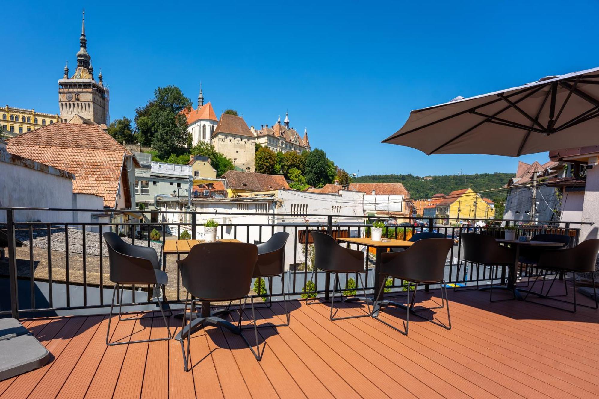 Central Amelie Accommodation Сигишоара Экстерьер фото